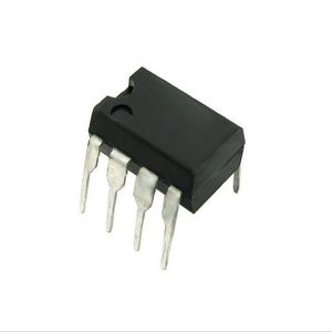 آی سی 7 پایه dip مدل tny267pn بسته 2 عددی