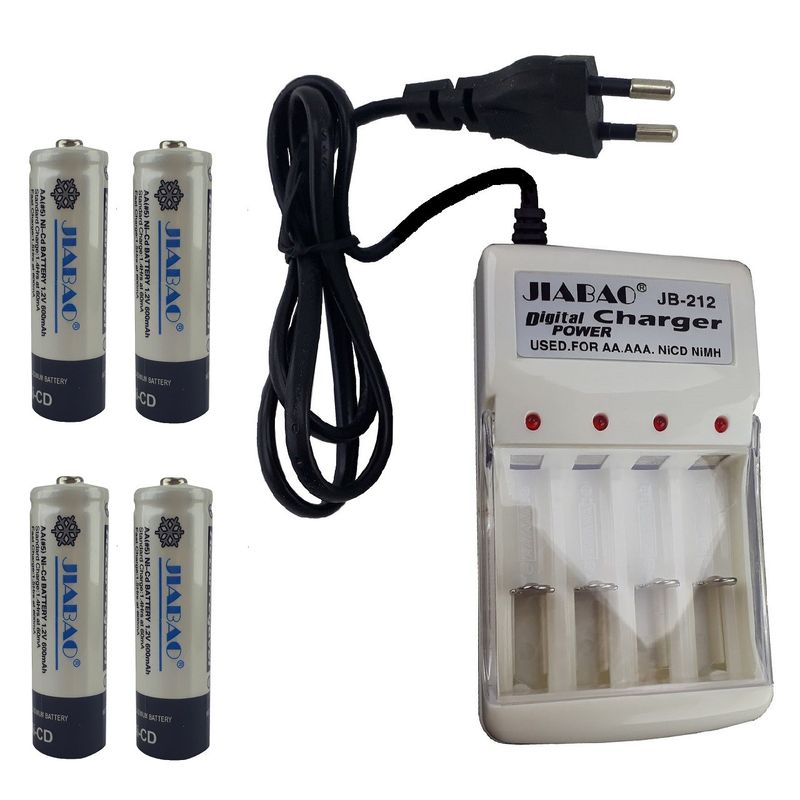 شارژر جیابائو مدل jb 212 به همراه 4 باتری شارژی قلمی
