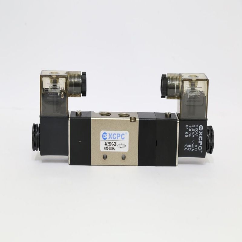 شیر برقی دوبل وسط بسته پنوماتیک ایکس سی پی سی مدل ۴v230c 08