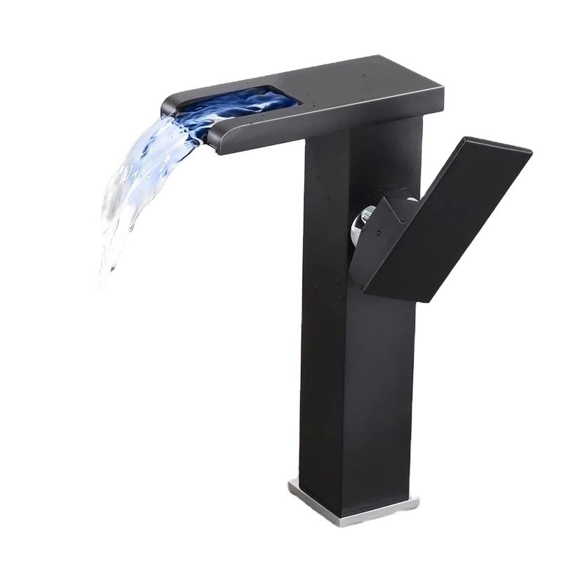 شیر روشویی مدل لوکس led b