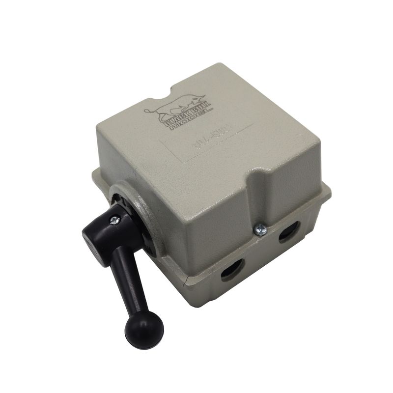 کلید بالابر ساختمانی مدل بلک بول کد yp p 30amp